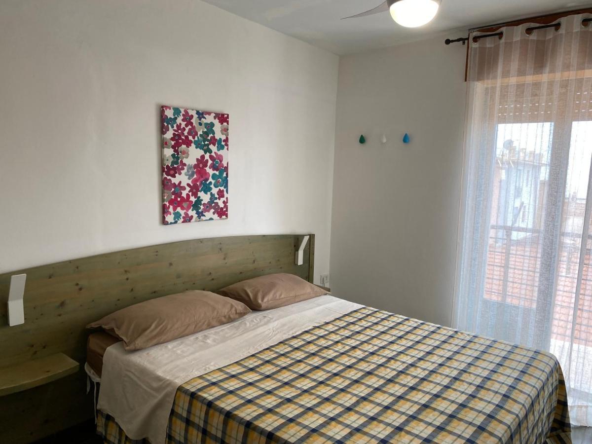La Punta Della Signora Apartment *