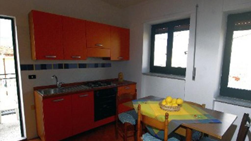 La Punta Della Signora Apartment *